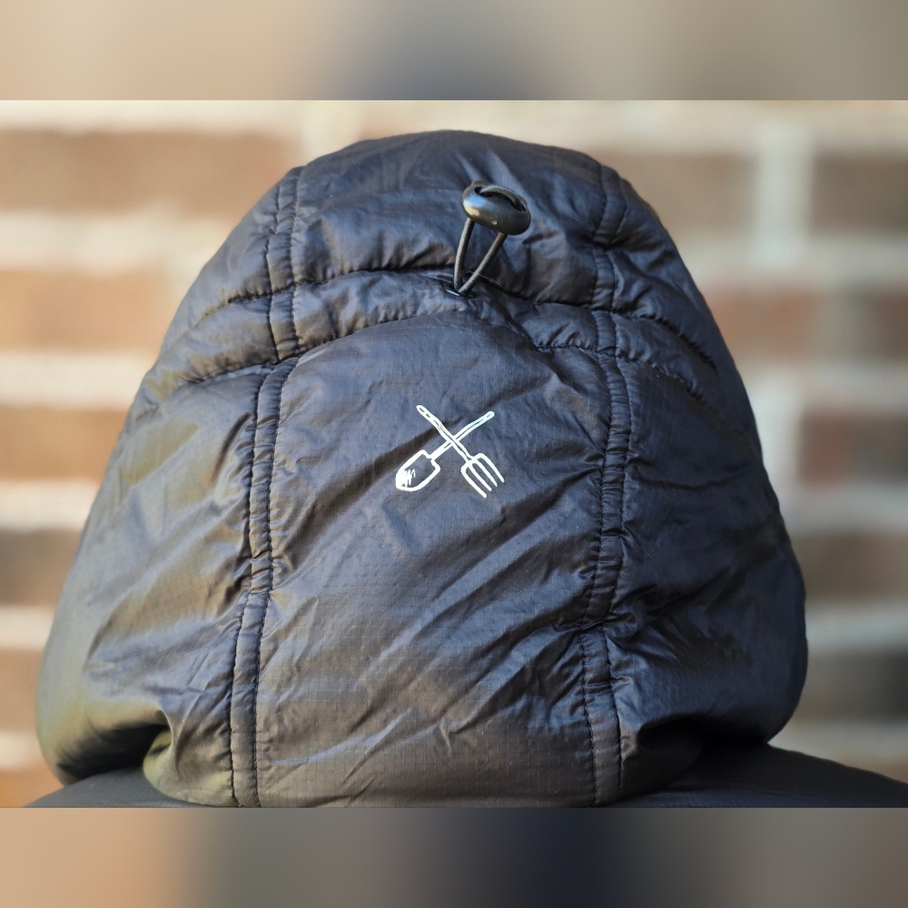 Colatree Puffer Jacket (Folds To Pillow) Size L - Picture 13 of 16